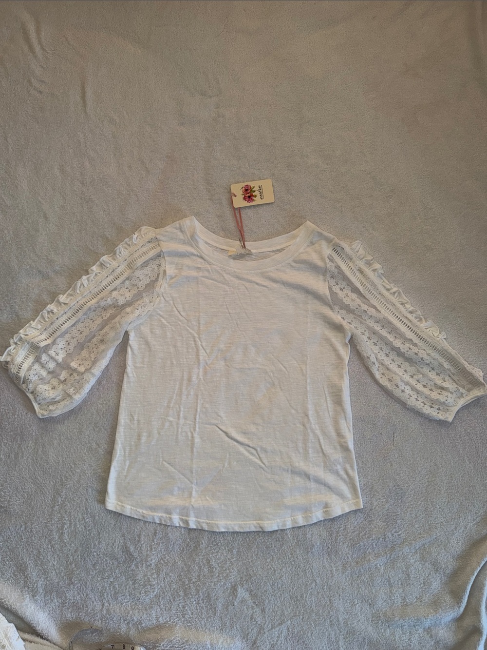 NWT White Lace Sleeve Top - Elegant Casual Shirt size small